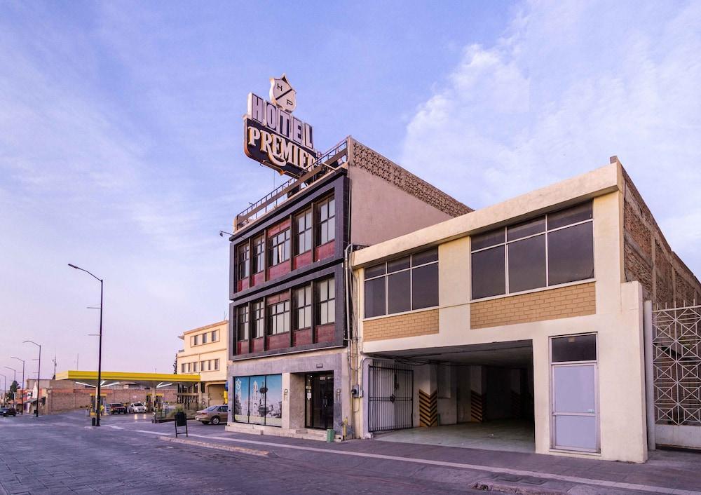 Hotel Premier Saltillo Coahuila Bagian luar foto
