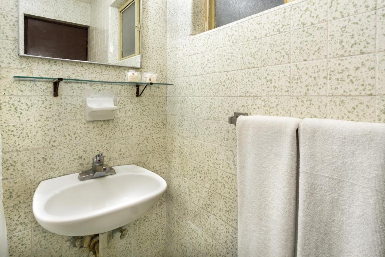 Hotel Premier Saltillo Coahuila Bagian luar foto