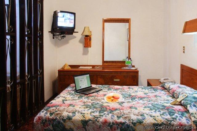 Hotel Premier Saltillo Coahuila Ruang foto